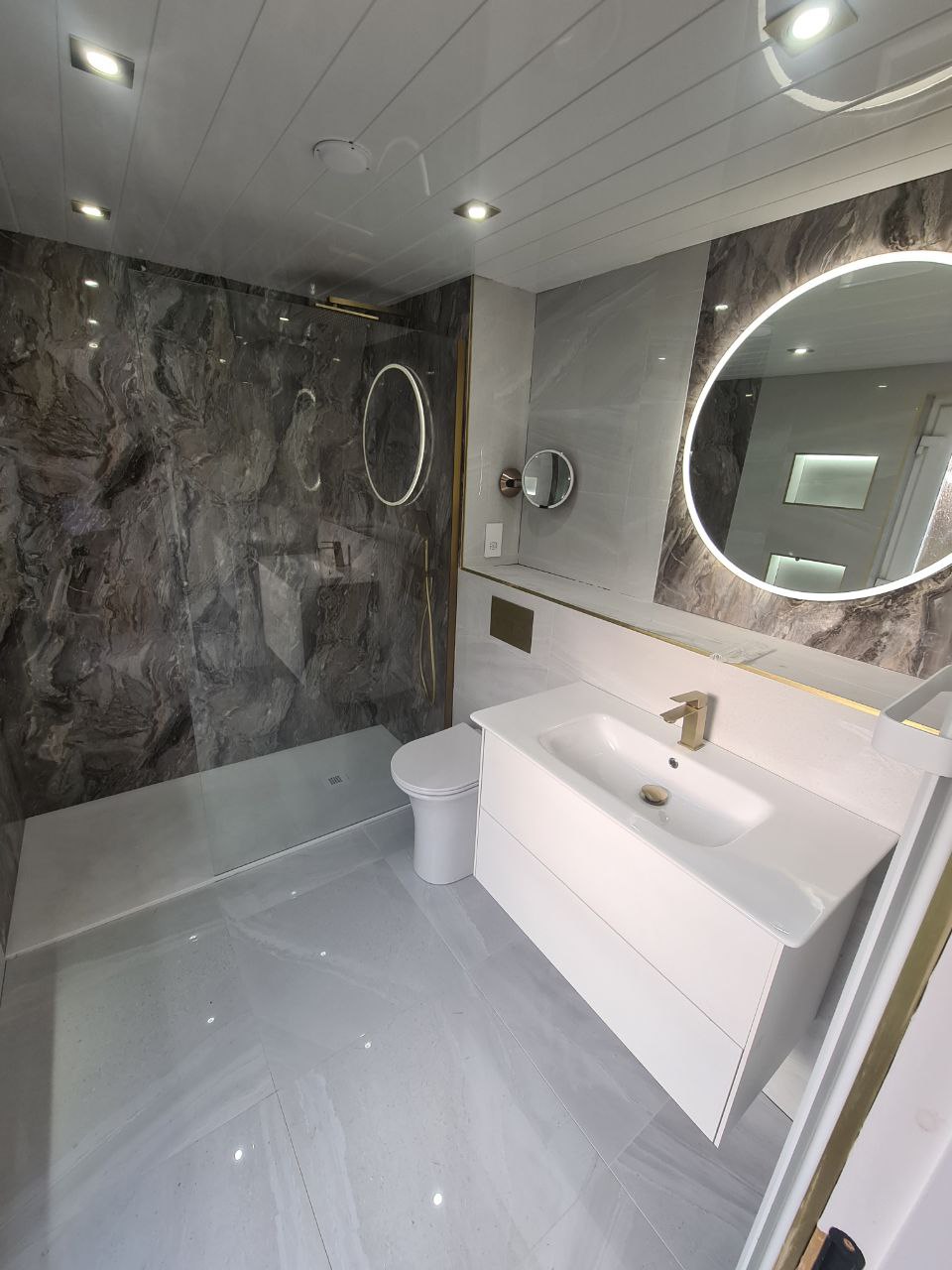 Bathroom renovation 58